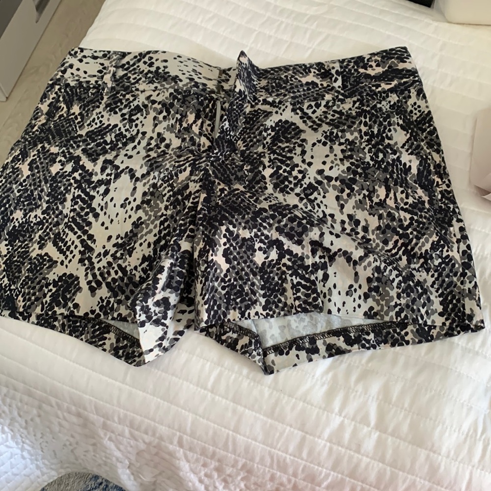 INC shorts